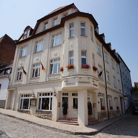 Hotel Fuersteneck Bernburg Esterno foto